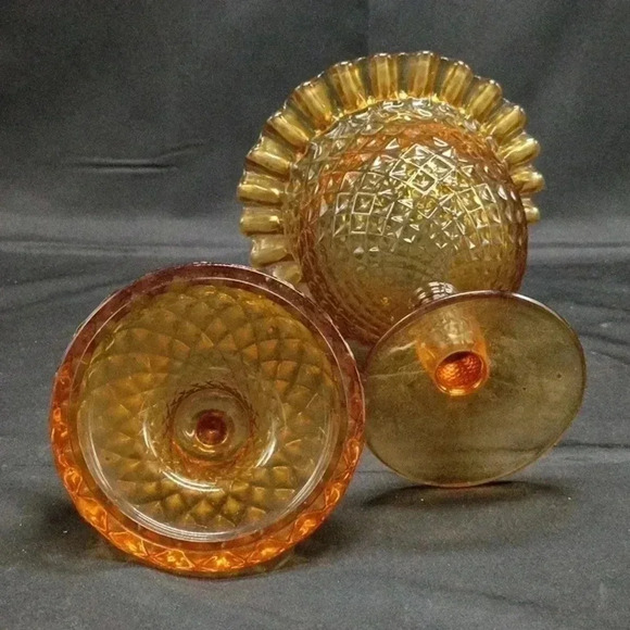 MCM AMBER PRESSED GLASS COVERED PEDESTAL PINEAPPLE COMPOTE DISH W/LID - Picture 2 of 2